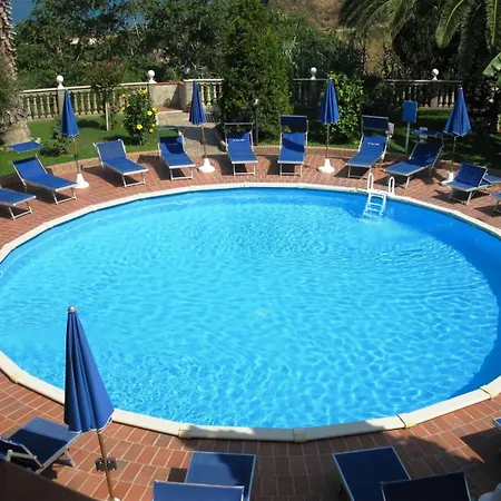 My Eden Apartahotel Torre Ruffa