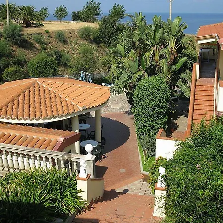 My Eden Apartahotel Torre Ruffa